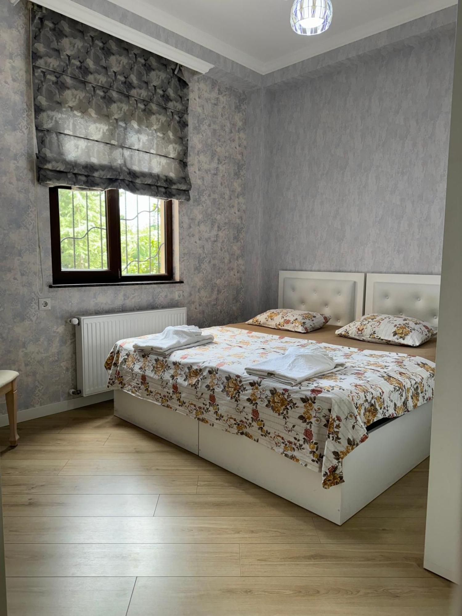 City Centre Apartment Kutaisi Exterior photo